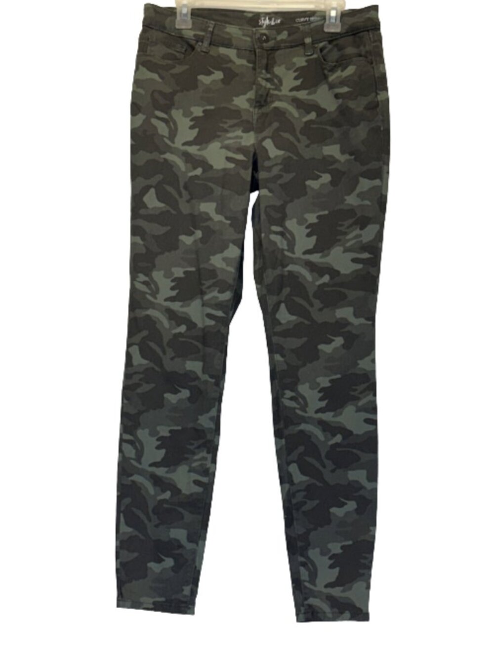 Women’s Green Camo. Curvy Skinny Leg Size 10L